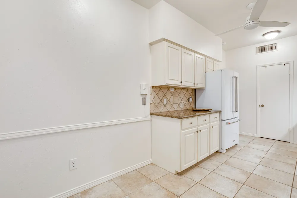 4403 S Bellaire Drive #123 Fort Worth, TX 76109