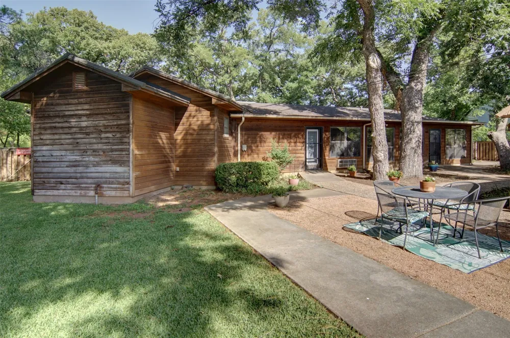 825 Elm Street Graham, TX 76450