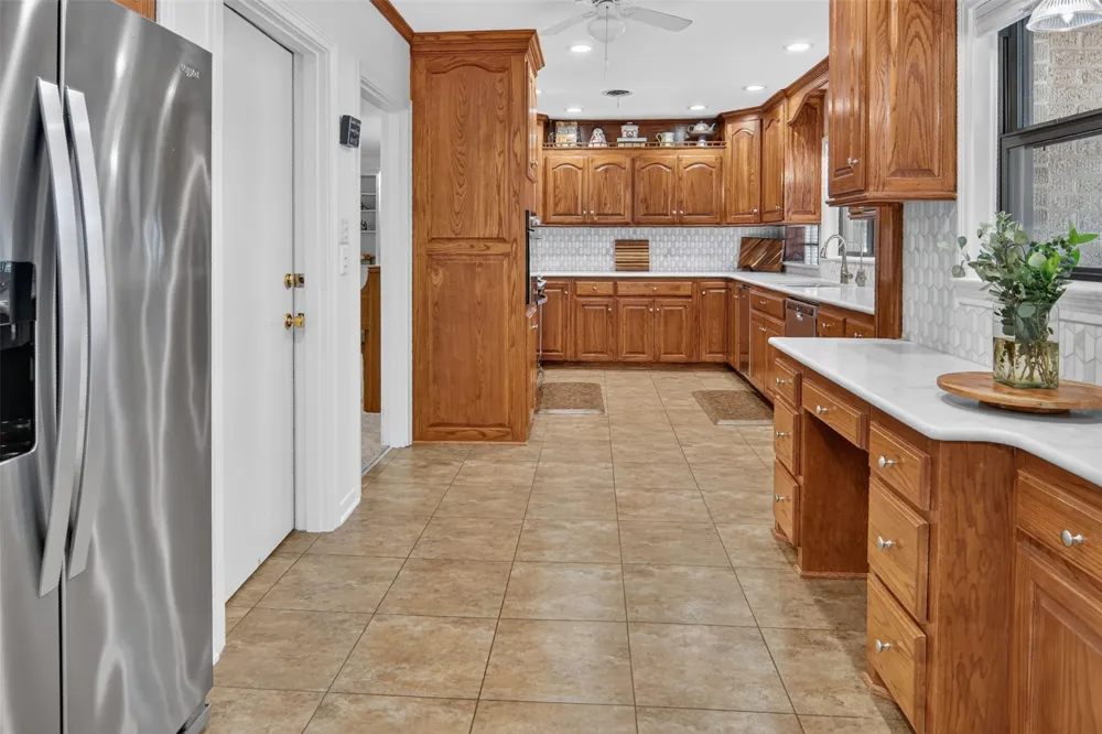 825 Elm Street Graham, TX 76450