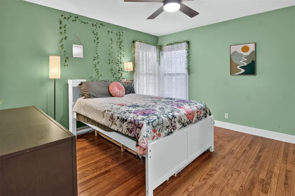 825 Elm Street Graham, TX 76450