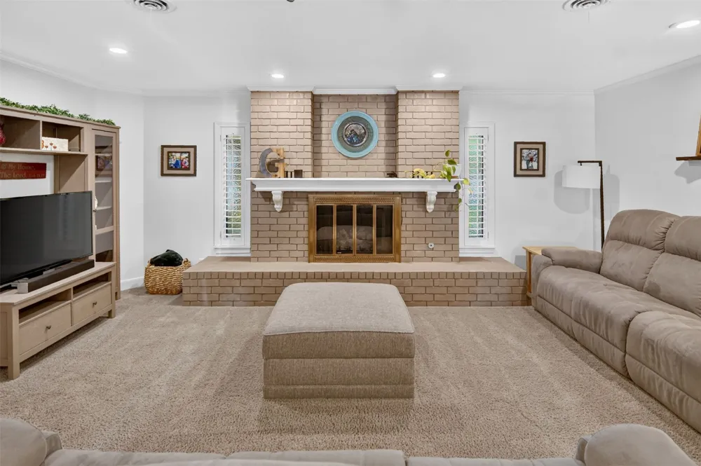 825 Elm Street Graham, TX 76450