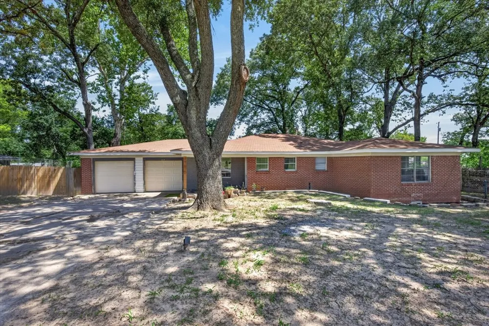 925 Maryland Drive Athens, TX 75751