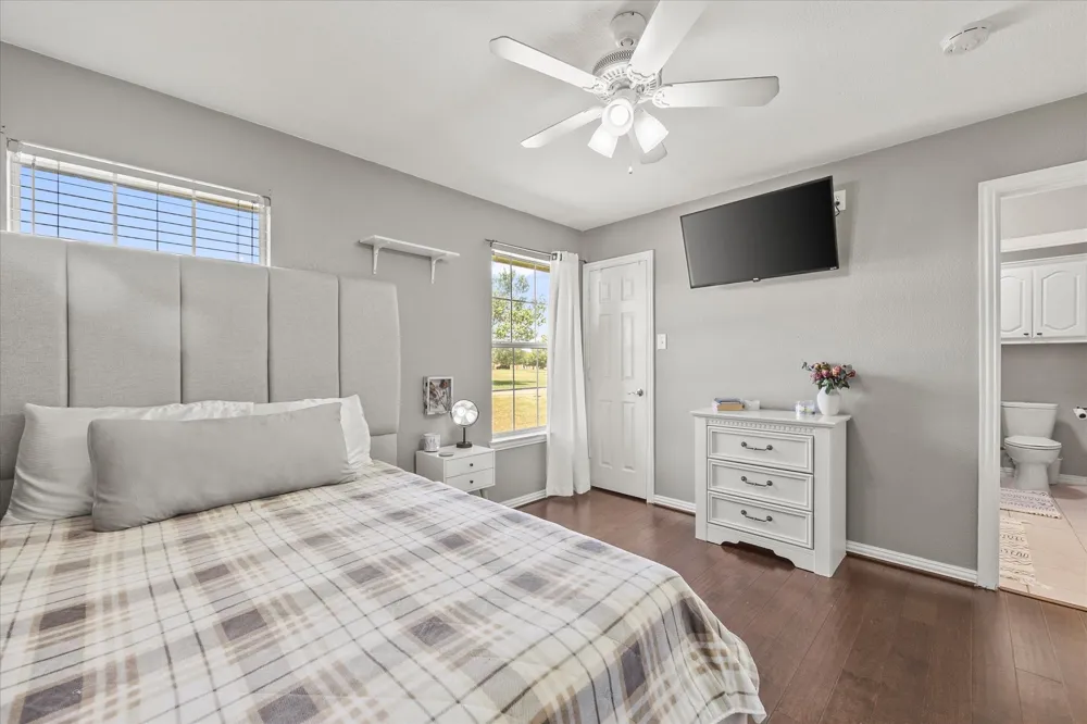 1089 Oak Hollow Lane Combine, TX 75159