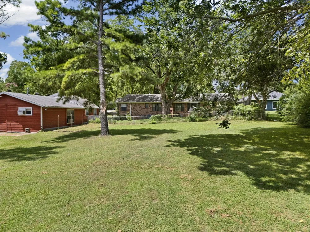 830 Layne Drive Denison, TX 75020