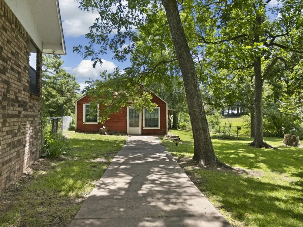 830 Layne Drive Denison, TX 75020