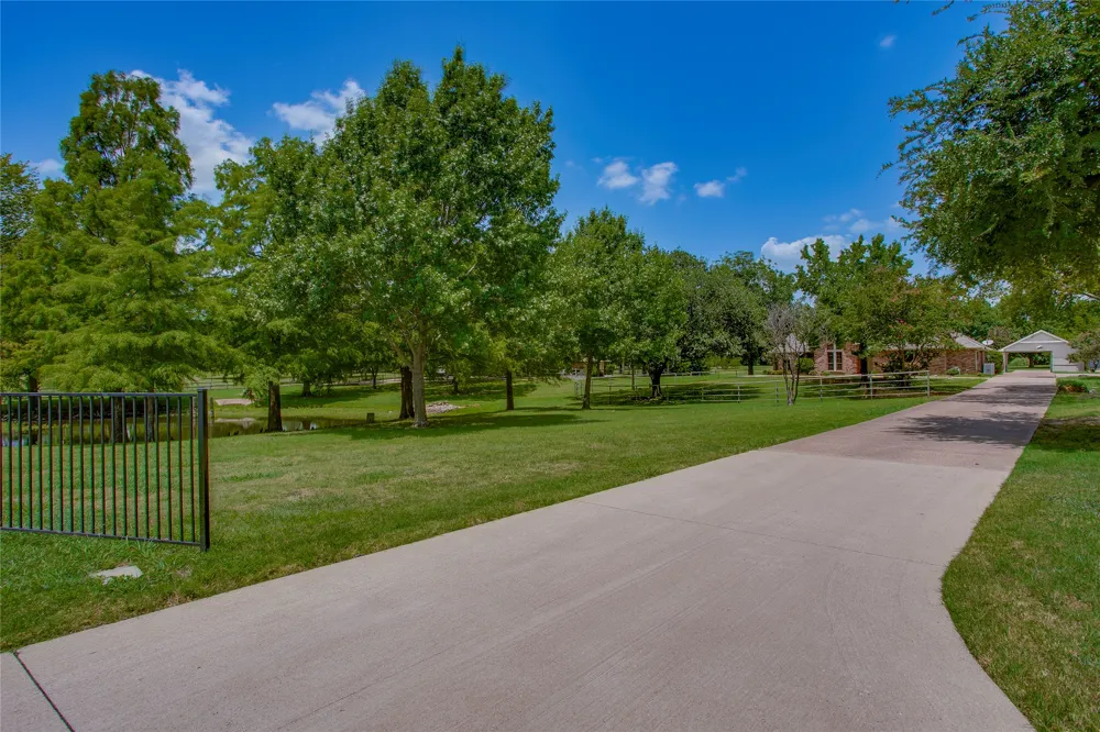 365 E Tripp Road Sunnyvale, TX 75182