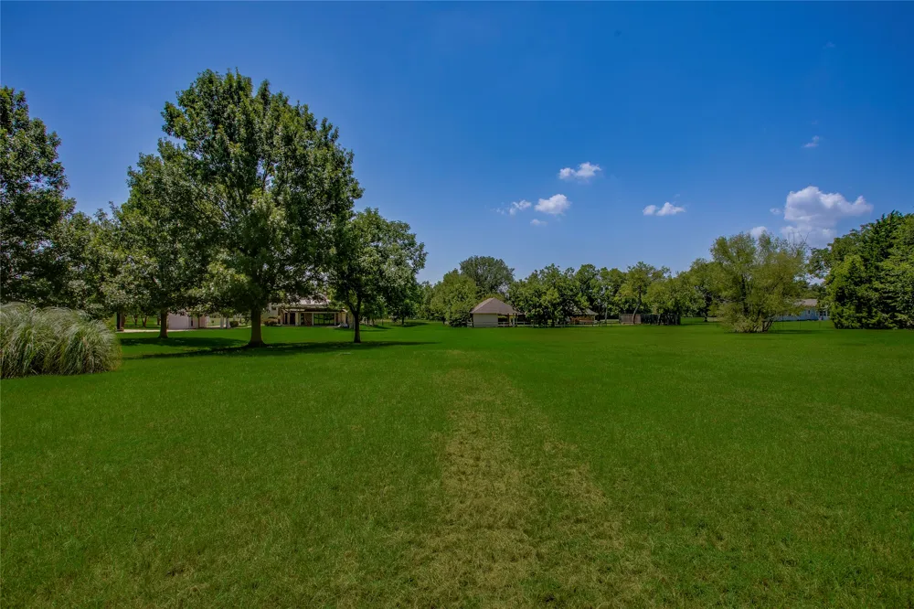 365 E Tripp Road Sunnyvale, TX 75182