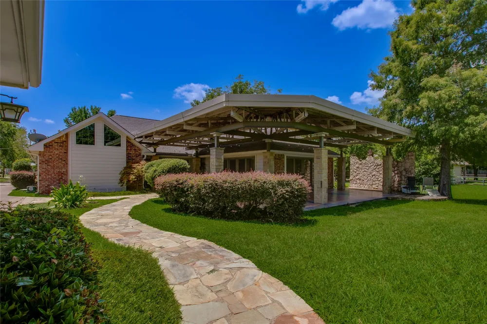 365 E Tripp Road Sunnyvale, TX 75182
