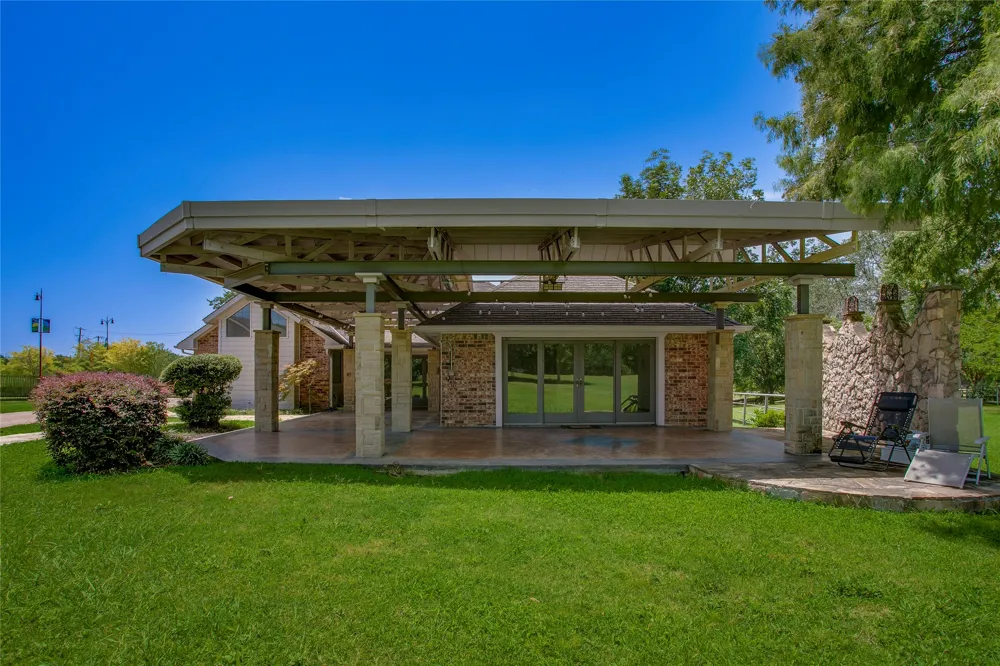 365 E Tripp Road Sunnyvale, TX 75182