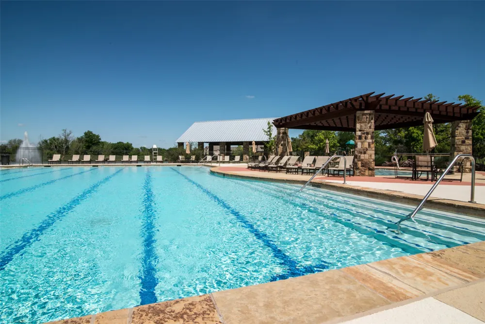 1660 Meadows Avenue Lantana, TX 76226