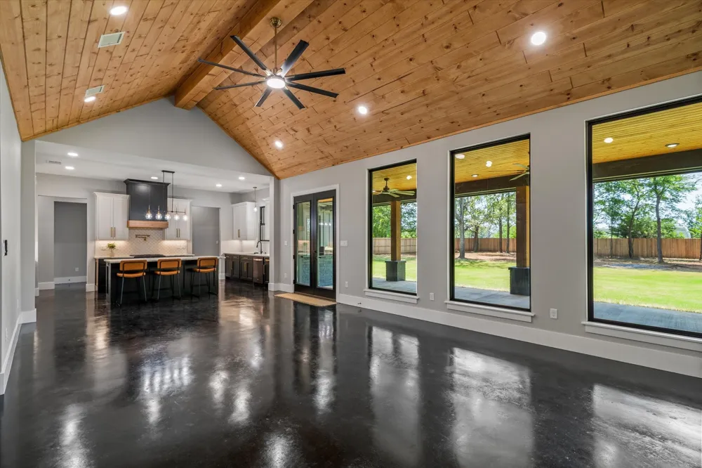 12253 Madison Xing Bullard, TX 75757