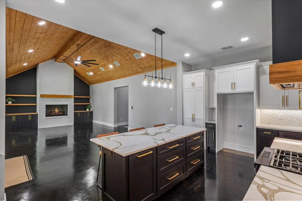 12253 Madison Xing Bullard, TX 75757