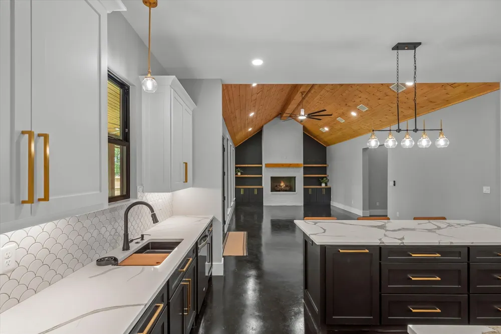 12253 Madison Xing Bullard, TX 75757