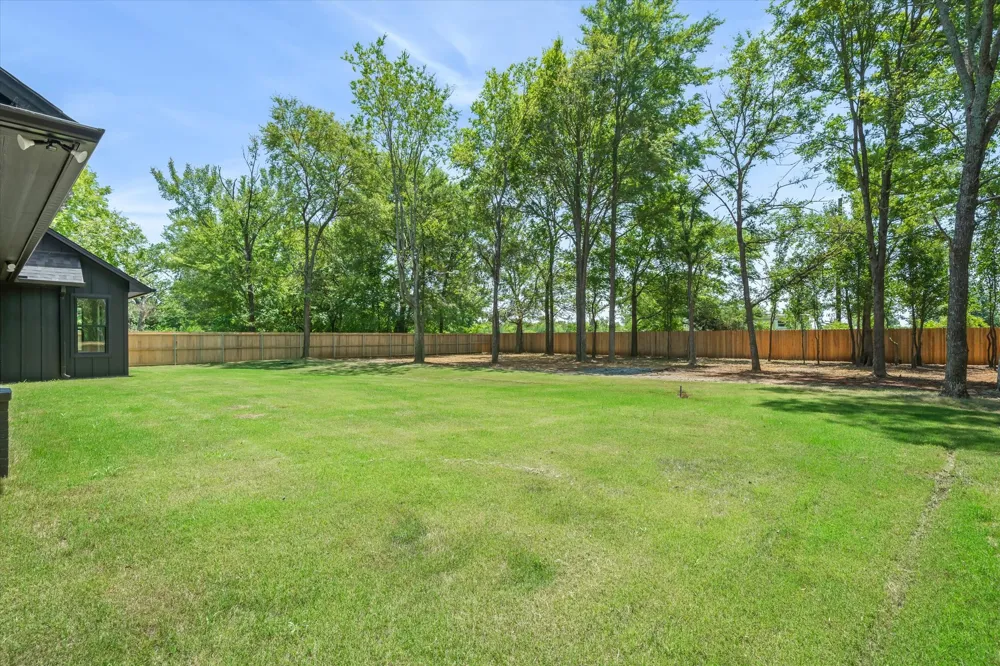 12253 Madison Xing Bullard, TX 75757
