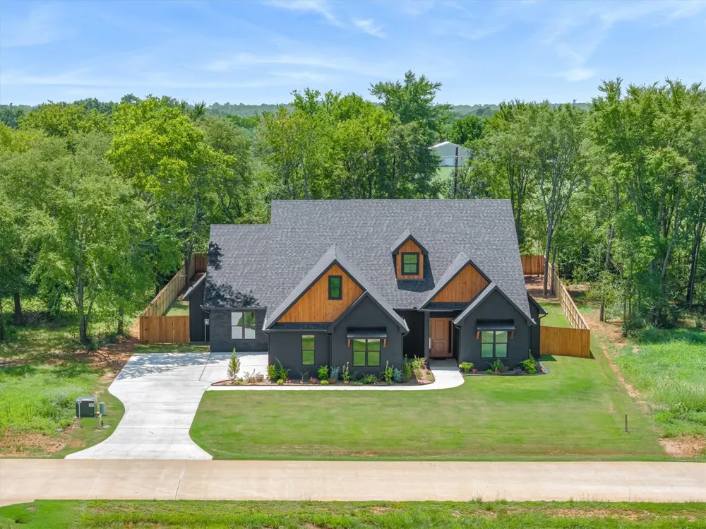 12253 Madison Xing Bullard, TX 75757