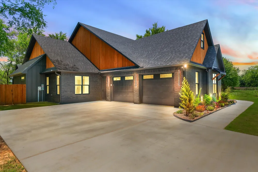 12253 Madison Xing Bullard, TX 75757