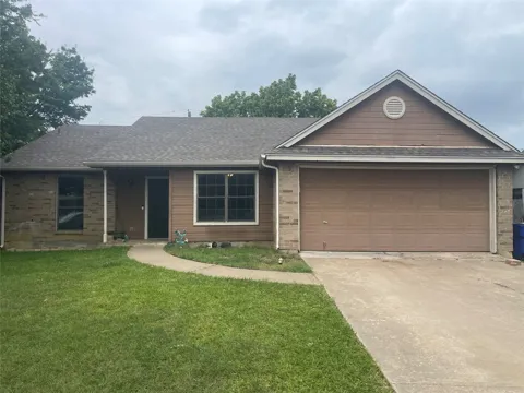 8 Atlanta Court