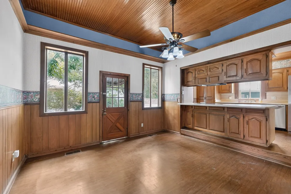 604 Johnson Street Terrell, TX 75160
