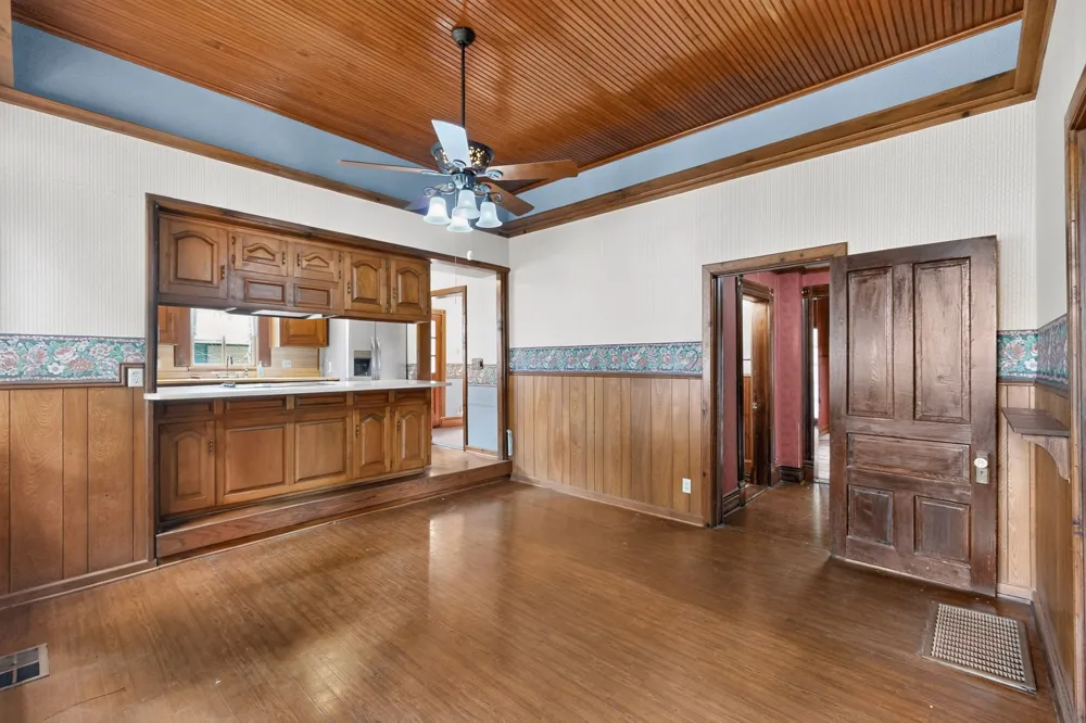 604 Johnson Street Terrell, TX 75160