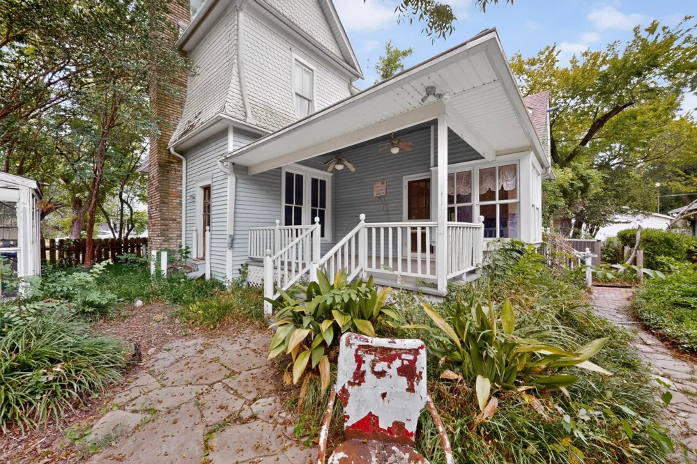604 Johnson Street Terrell, TX 75160