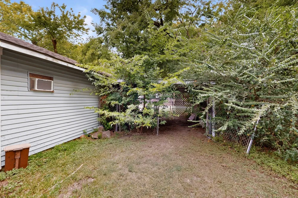 604 Johnson Street Terrell, TX 75160