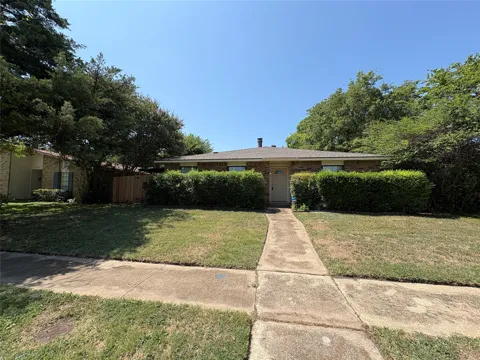 7222 Hedge Drive