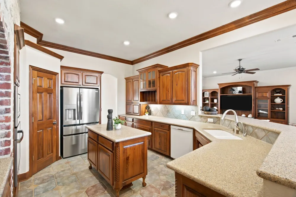 8470 Steeplechase Circle Argyle, TX 76226