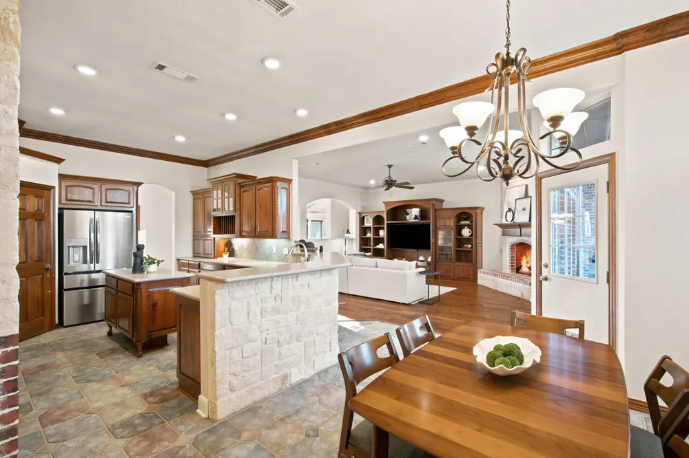 8470 Steeplechase Circle Argyle, TX 76226