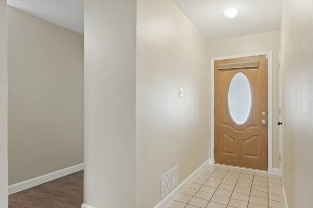 2502 Cranberry Lane Euless, TX 76039