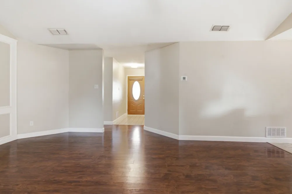 2502 Cranberry Lane Euless, TX 76039