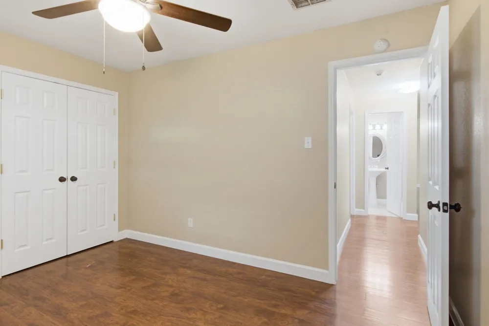 2502 Cranberry Lane Euless, TX 76039