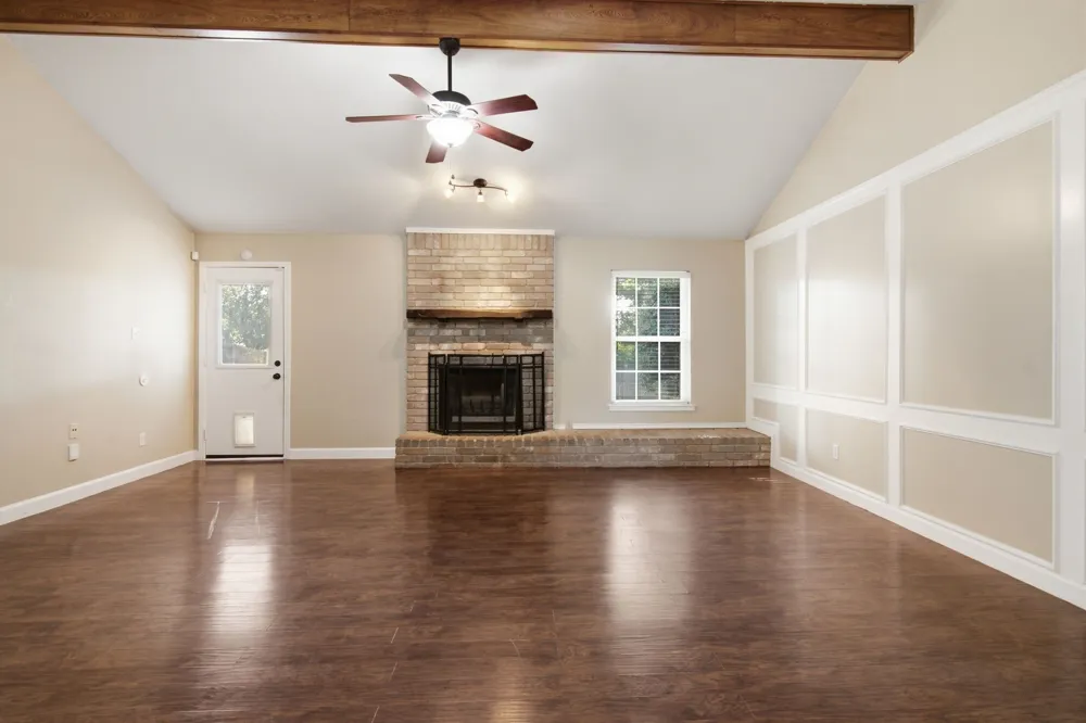 2502 Cranberry Lane Euless, TX 76039