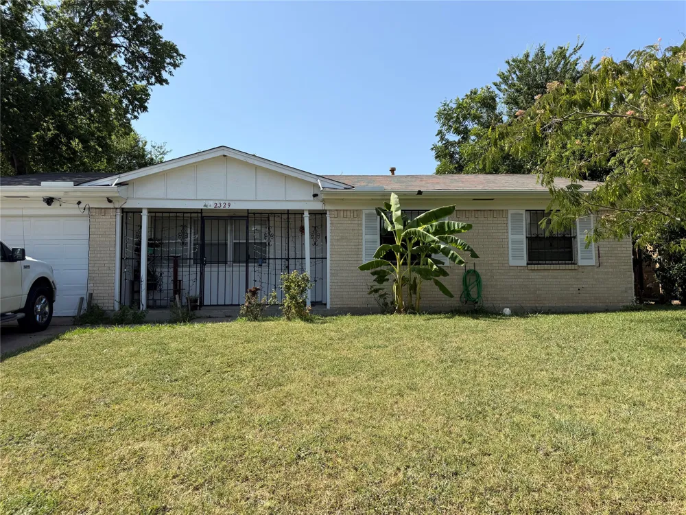 2329 Clover Ridge Drive Dallas, TX 75216