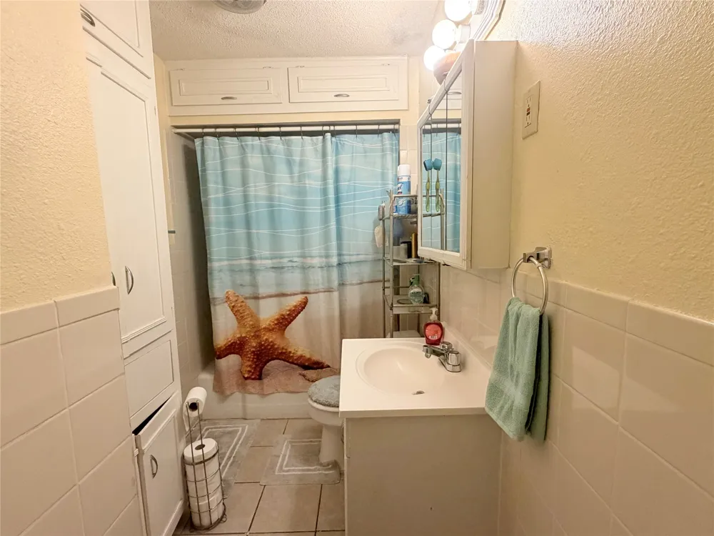 2329 Clover Ridge Drive Dallas, TX 75216