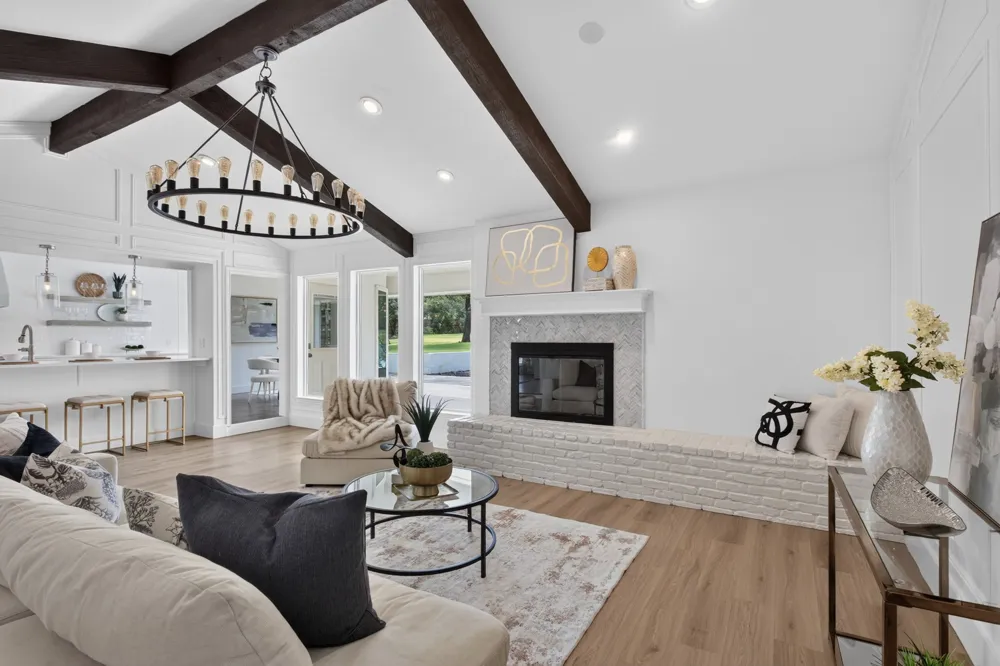 180 Trailing Oaks Drive Double Oak, TX 75077