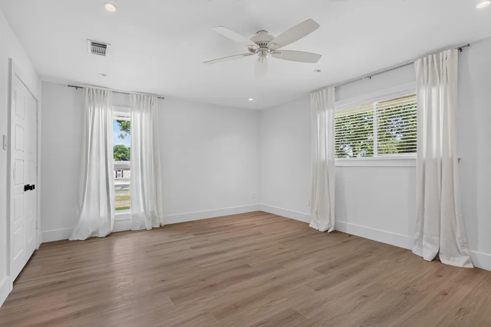180 Trailing Oaks Drive Double Oak, TX 75077