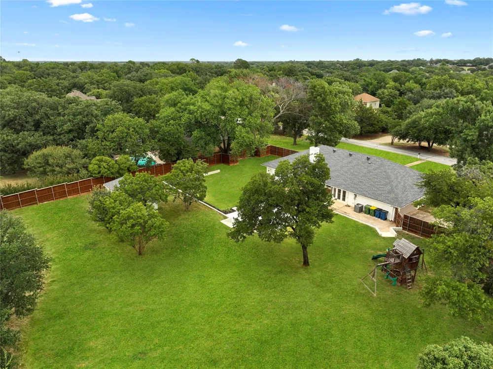 180 Trailing Oaks Drive Double Oak, TX 75077