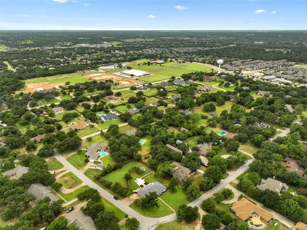 180 Trailing Oaks Drive Double Oak, TX 75077