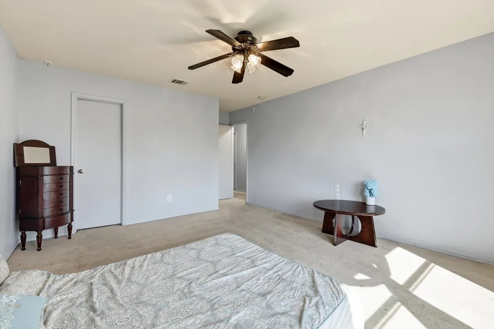 214 Hawthorne Court Ponder, TX 76259