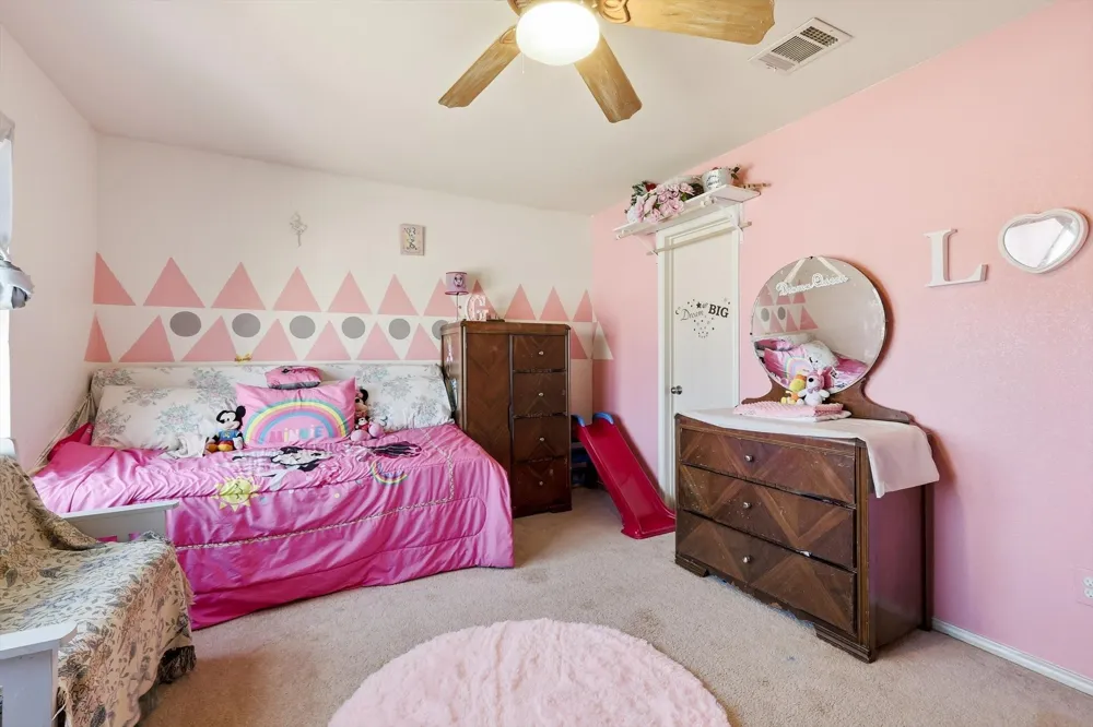 214 Hawthorne Court Ponder, TX 76259