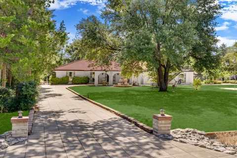 5120 Wildwood Drive