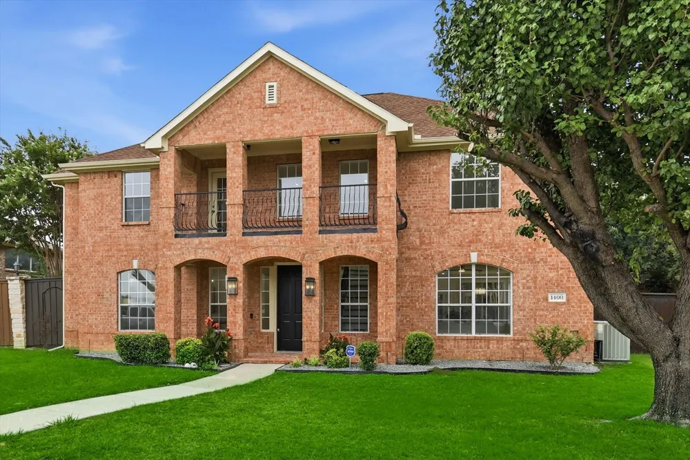1400 Hudspeth Drive Carrollton, TX 75010