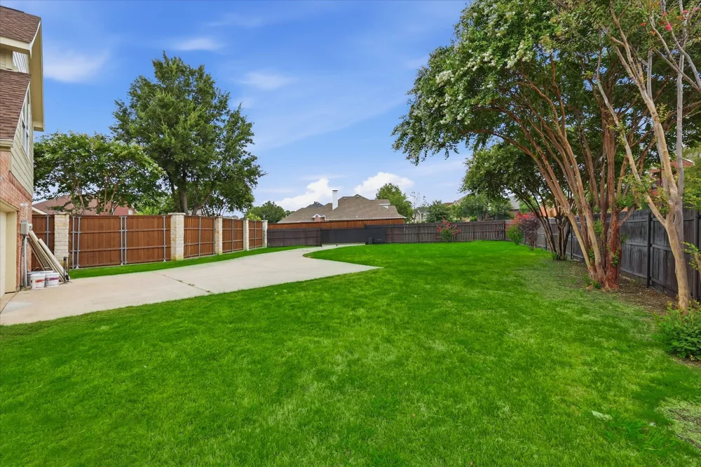 1400 Hudspeth Drive Carrollton, TX 75010