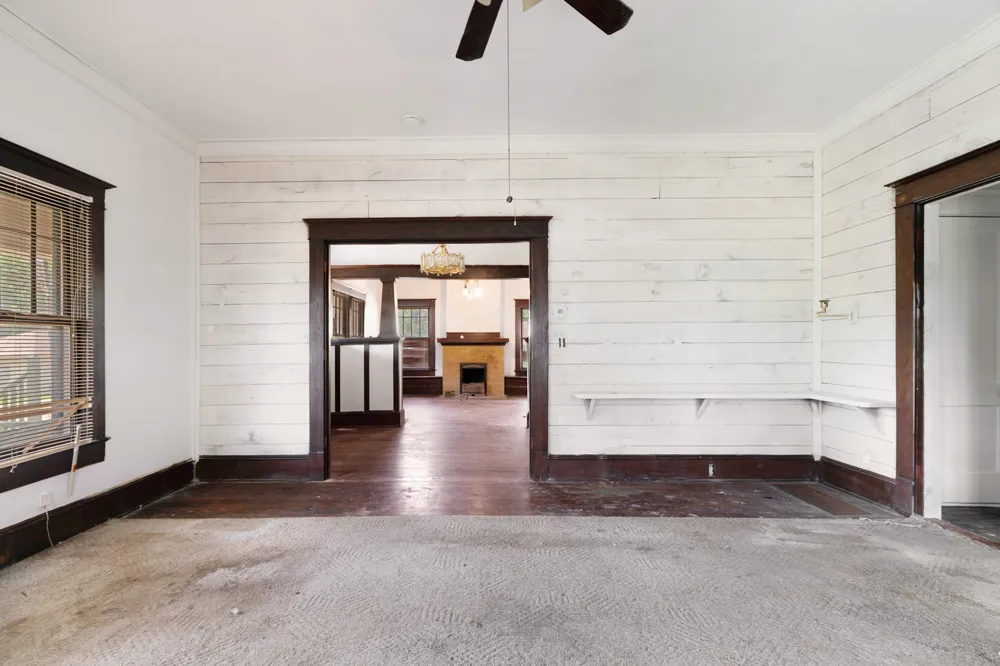 903 4th Street SW Paris, TX 75460