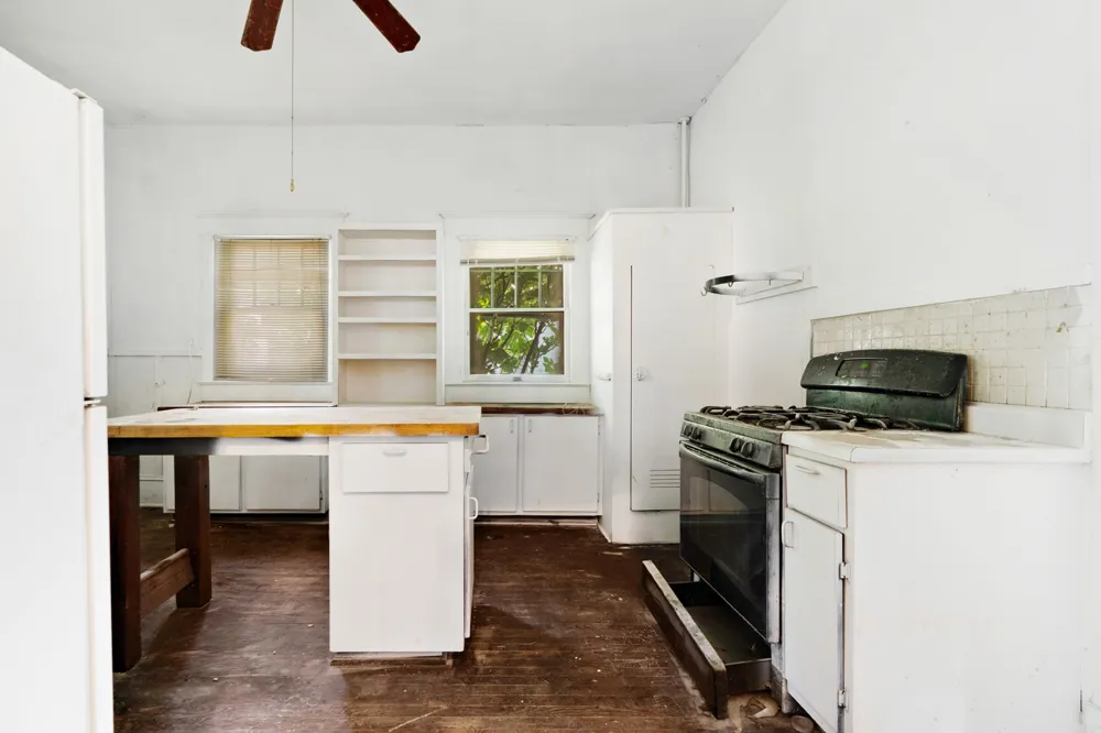 903 4th Street SW Paris, TX 75460
