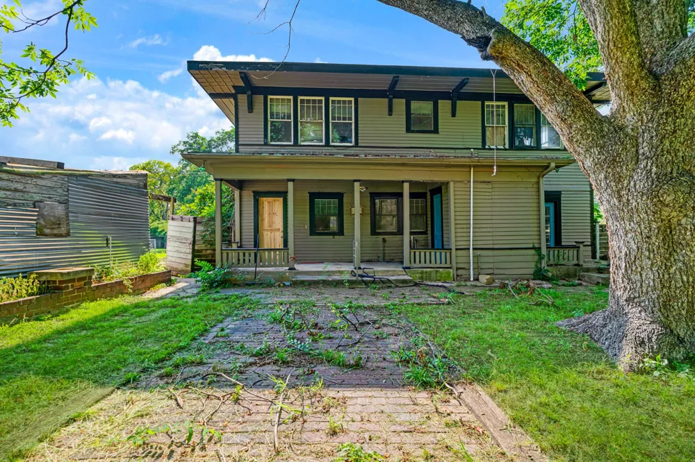 903 4th Street SW Paris, TX 75460