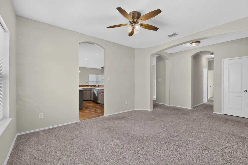 710 Bowie Lane Mansfield, TX 76063