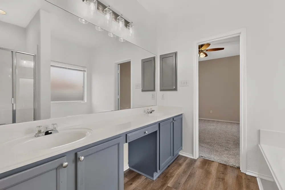 710 Bowie Lane Mansfield, TX 76063