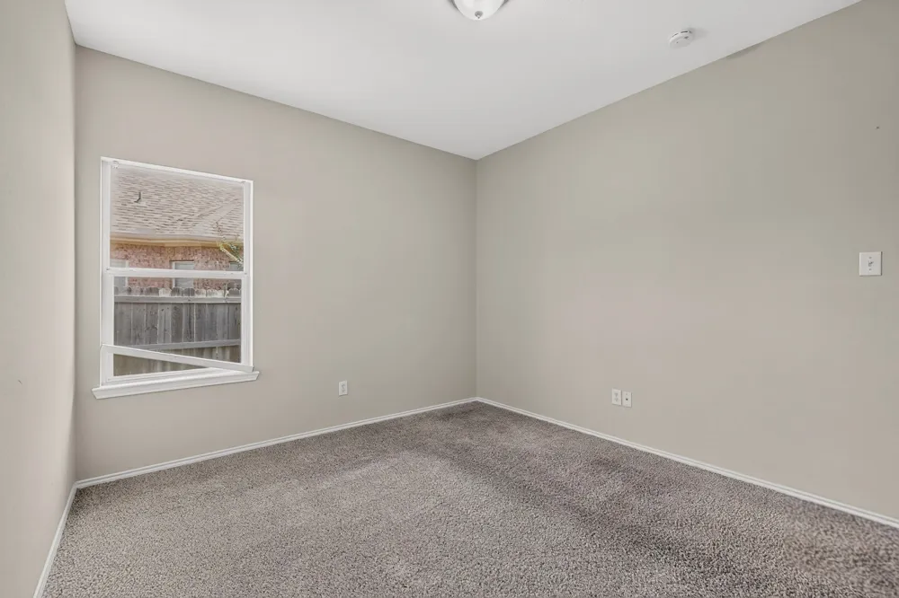 710 Bowie Lane Mansfield, TX 76063