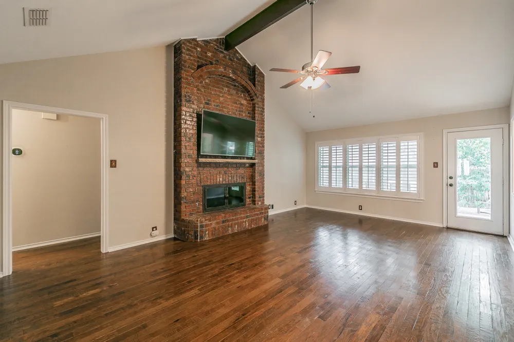 3317 Clearfield Drive Grapevine, TX 76051
